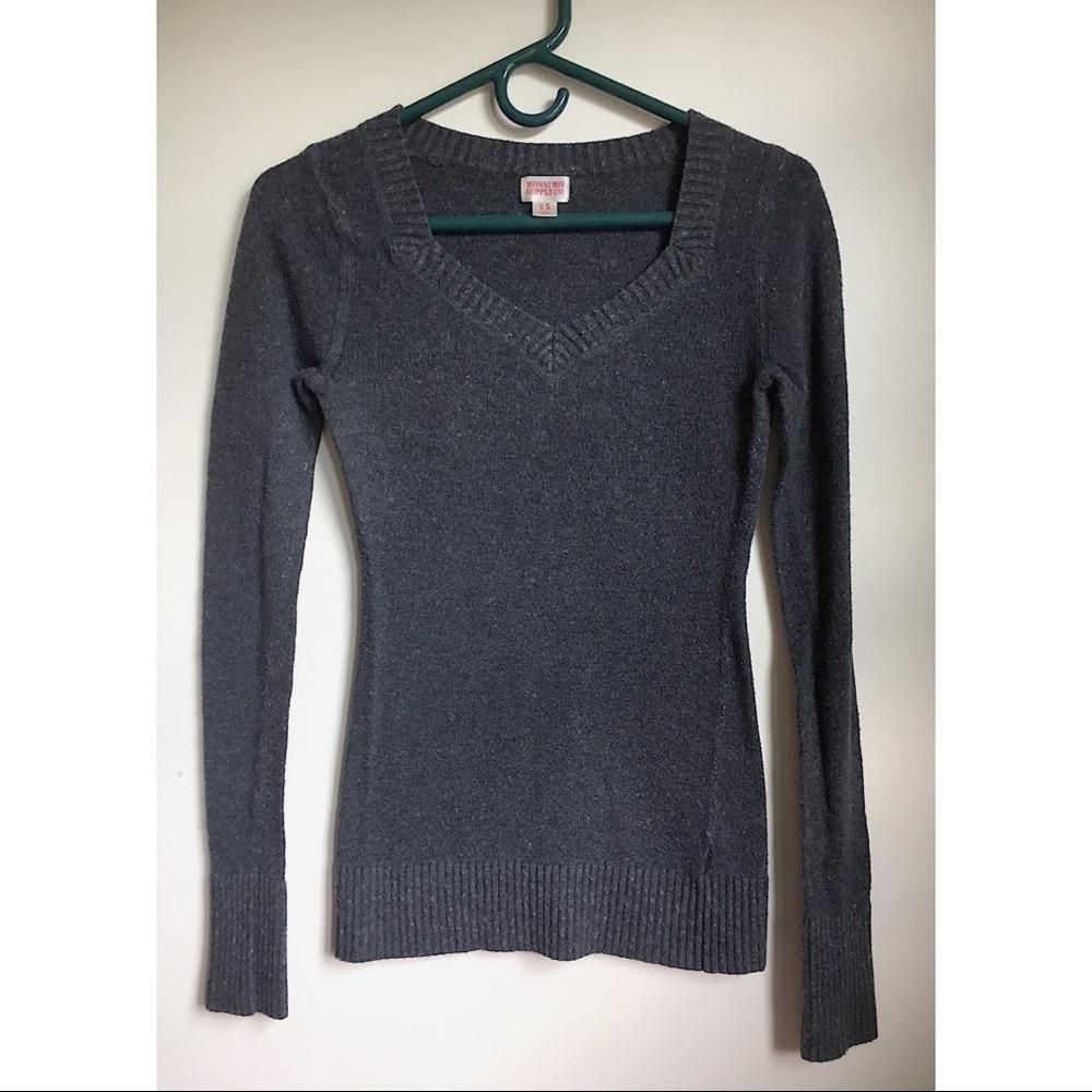 Basic Gray Sweater 👄